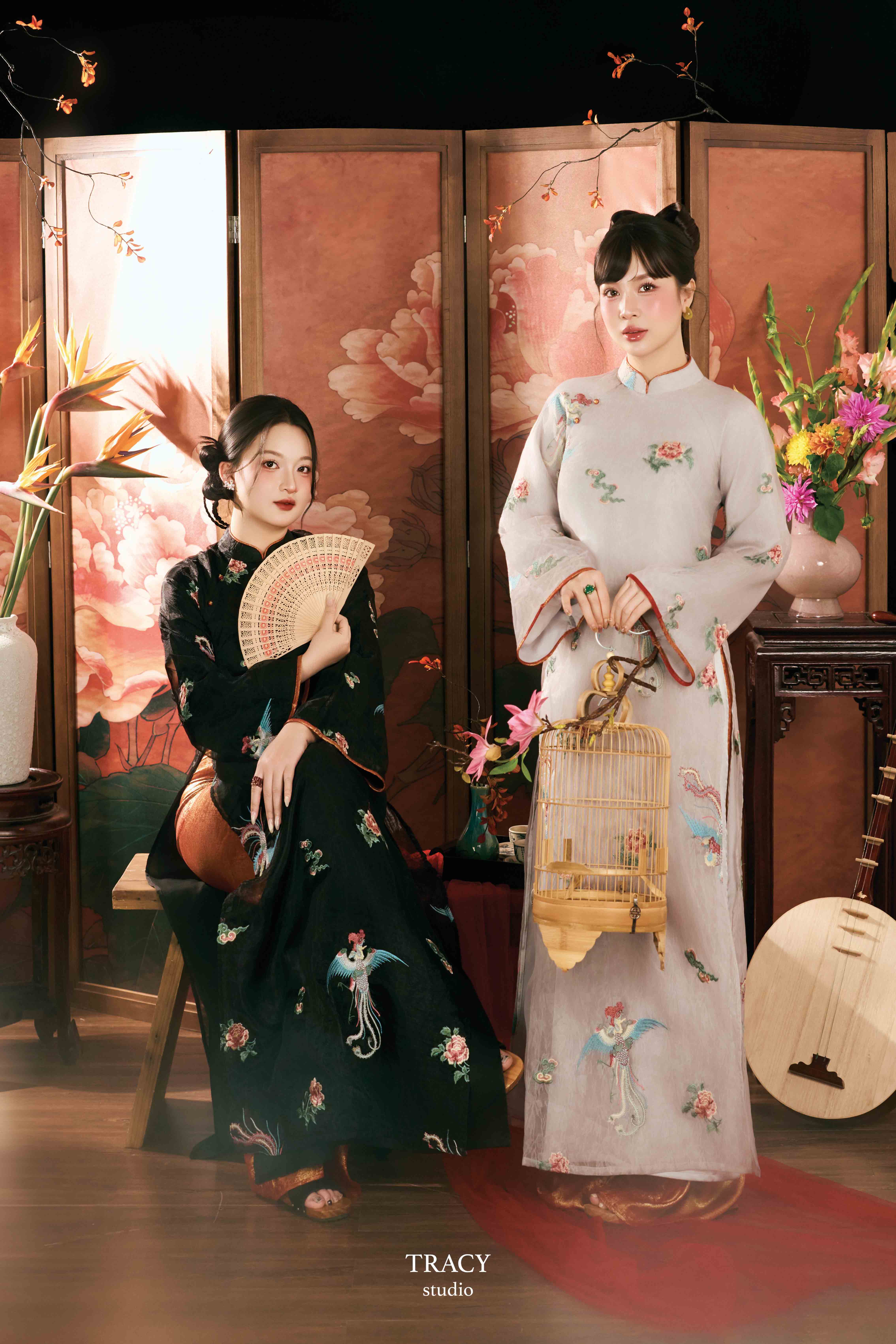 frontend/img/gallery/anh-tet-yem-ao-dai/tracy-studio-chup-concept-ao-dai-doi (2).jpg